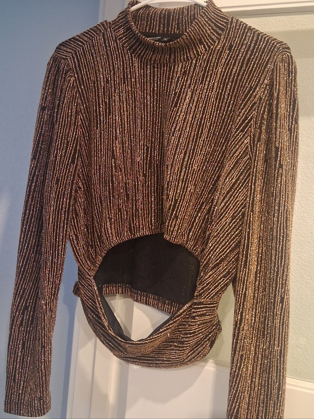 Metallic Striped Crop Blouse - Gold Black